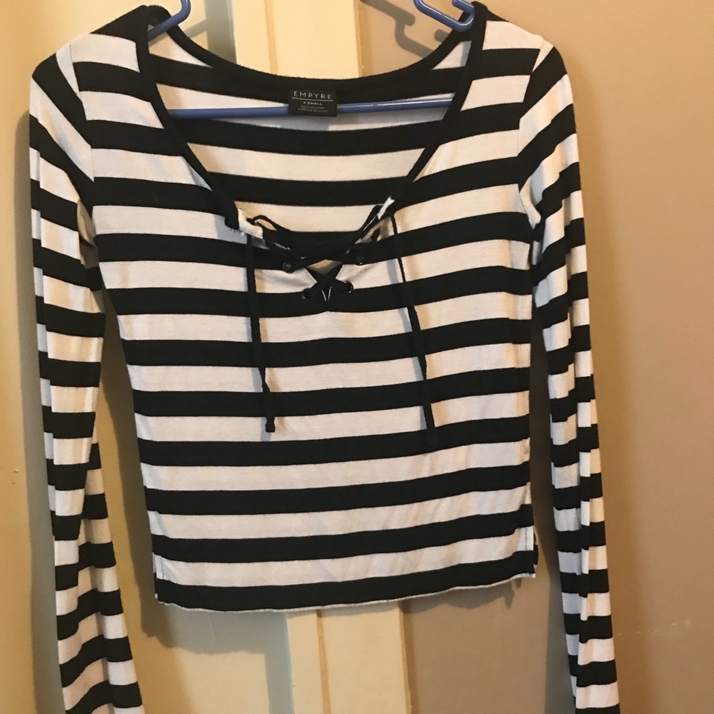 Cropped shirt